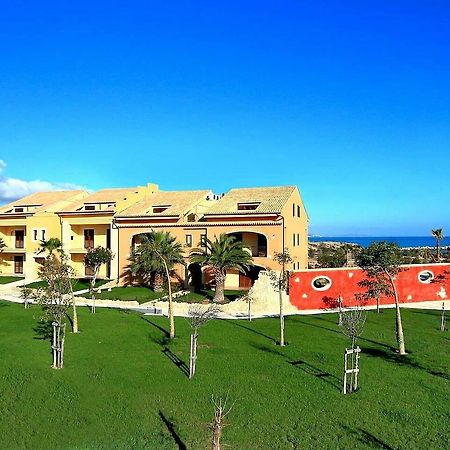 Marina Di Cala Del Sole Hotell Licata Exteriör bild